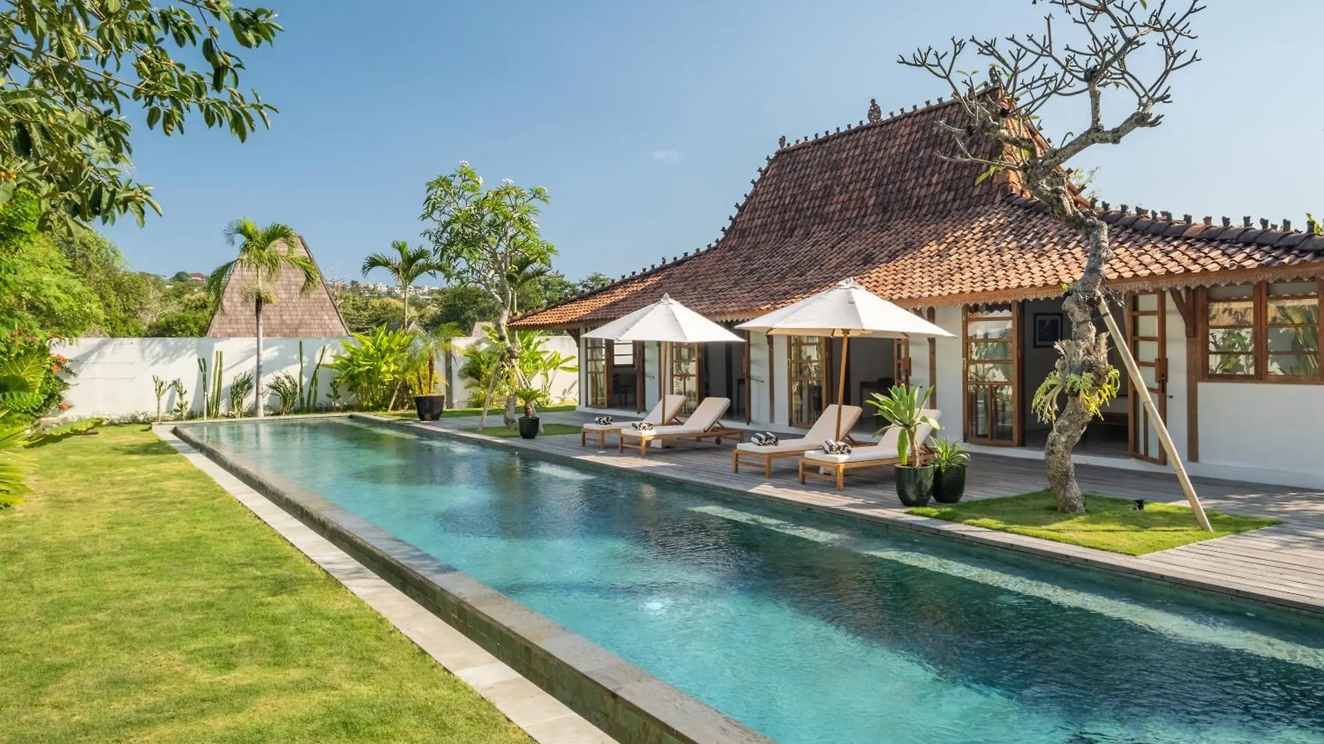 Eccica Villa 4 Bedroom Villa In Bingin Badung